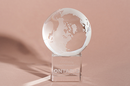 Ontario International Airport Global Partnership Commemorative Crystal